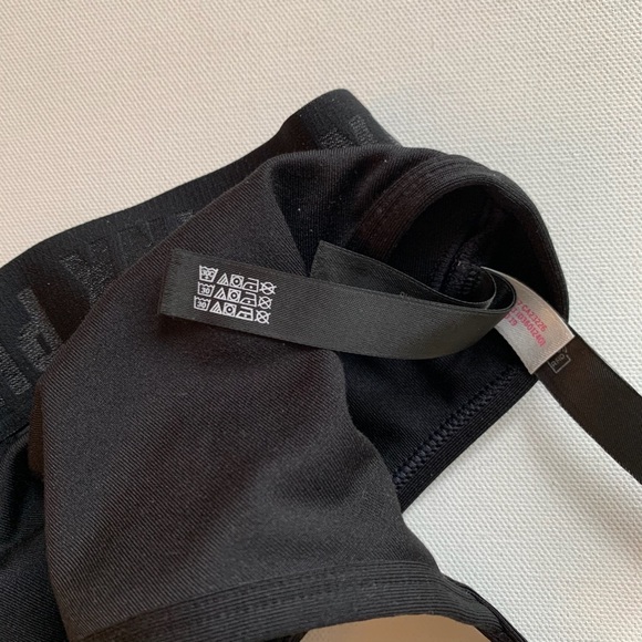 2 PINK Sports Bras Ultimate Victoria's Secret Black and Pink Sz S - Picture 14 of 15